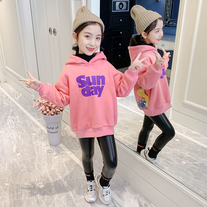 Girls' sweater Plush thickened winter clothes 2021 new foreign style girls' hooded cartoon clothes winter children's top