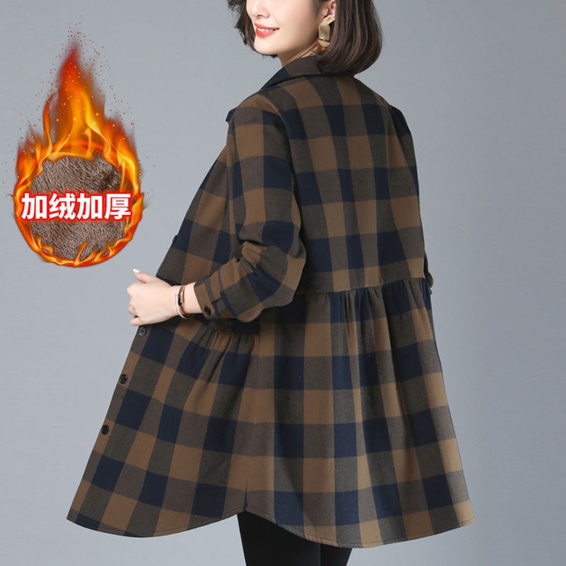 Plush shirt women's autumn and winter new Korean version medium and long Plaid Shirt mother's long sleeve large thermal jacket fashion