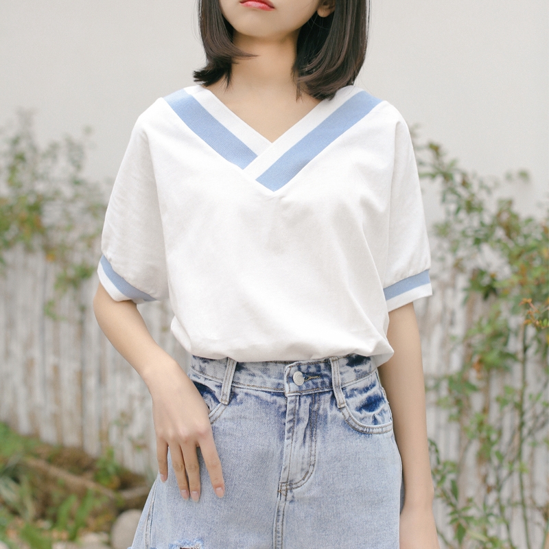 Japanese loose short sleeve women's 2020 new summer dress white versatile color matching V-neck thin bat sleeve student T-shirt