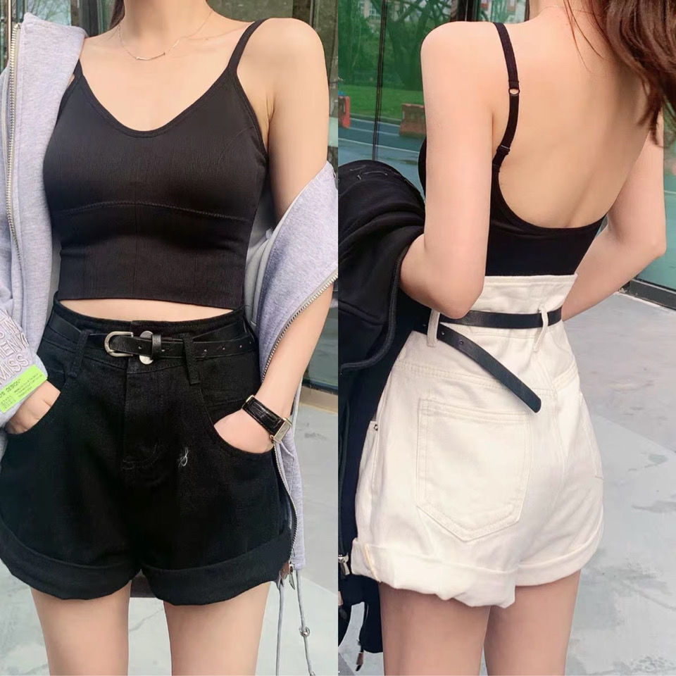 Tiktok, Liu Yan, and Kwai Kaka, with the same training, can adjust the U underwear black sling vest.