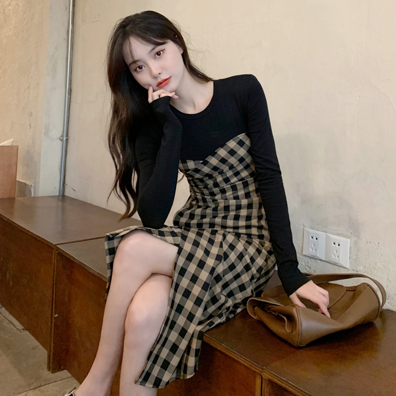 Large fat mm fake two piece splicing Plaid Dress for women in autumn with a slim waist and A-shaped long skirt irregular skirt