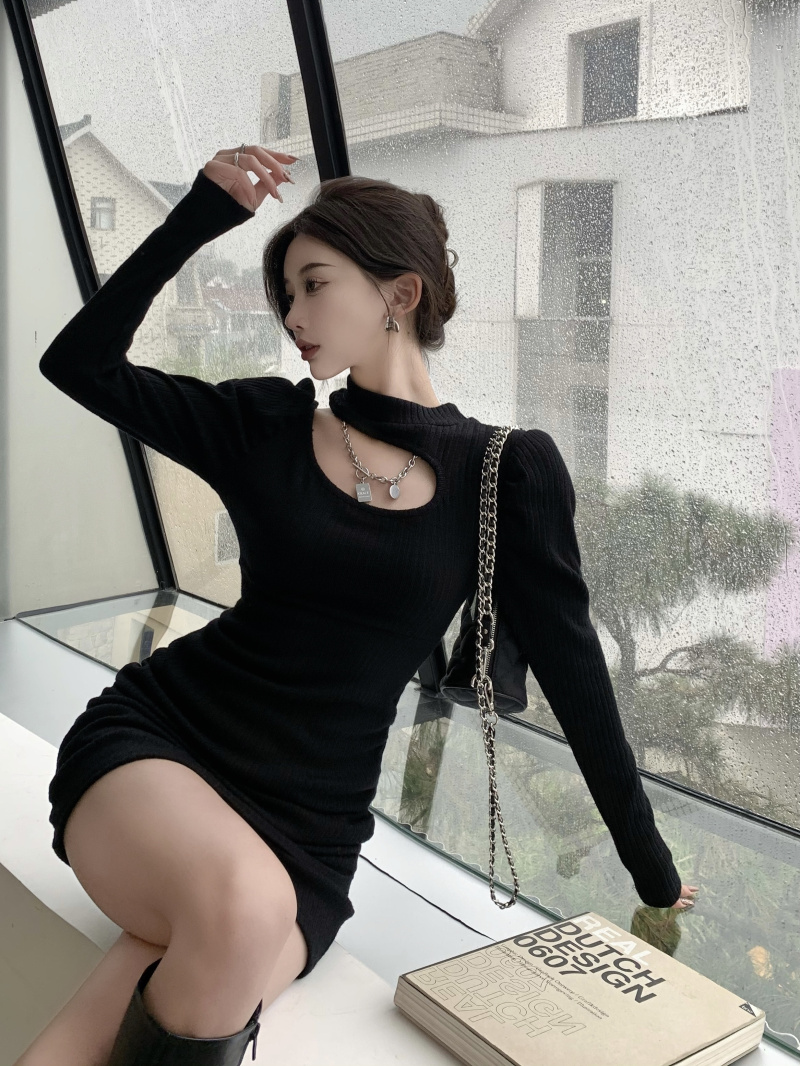 French dress Hepburn 2021 winter new style temperament backing design sense of minority black skirt women