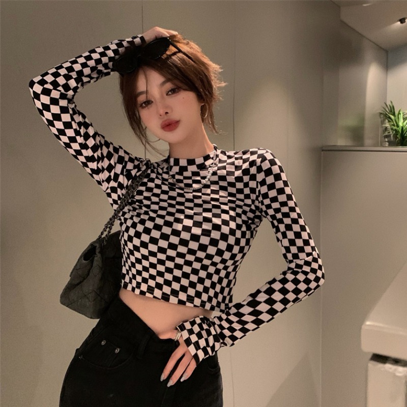 Milk silk double grinding T-shirt with bottom shirt inside women's spring and autumn 2021 new chessboard