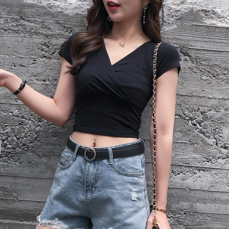 Sexy deep V-neck Cross Black T-Shirt women's short sleeved slim fit top low neck short leak navel bottoming shirt exposed navel