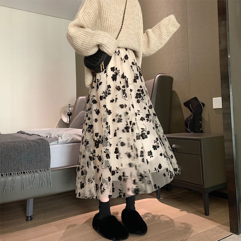 Half length skirt new 2021 long skirt ins super fairy student middle long mesh broken flower high waist summer a-word