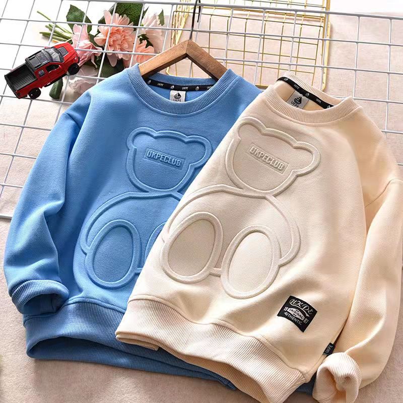Boys' sweater spring and autumn middle school kids 2021 new embossed foreign style long sleeve T-shirt cotton children's bottomed shirt with velvet