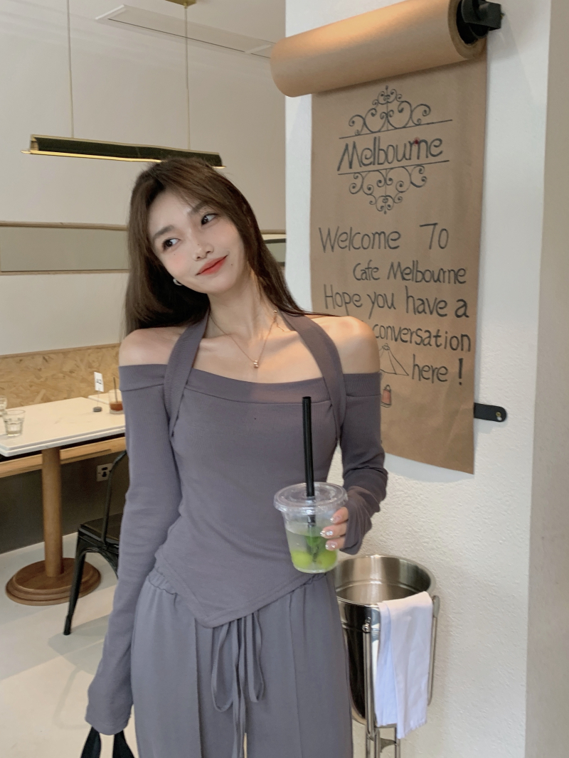 Irregular design short one shoulder long sleeve T-shirt women's 2021 new early autumn slim spice girl hanging neck top