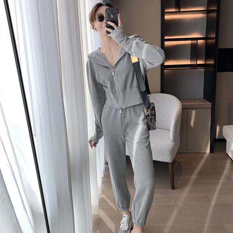 Hooded sweater coat women's fashion ins autumn 2021 new design double zipper jacket
