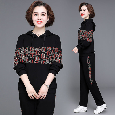 Young mother's spring and autumn 2021 new middle-aged and elderly women's large size sweater sportswear two-piece set