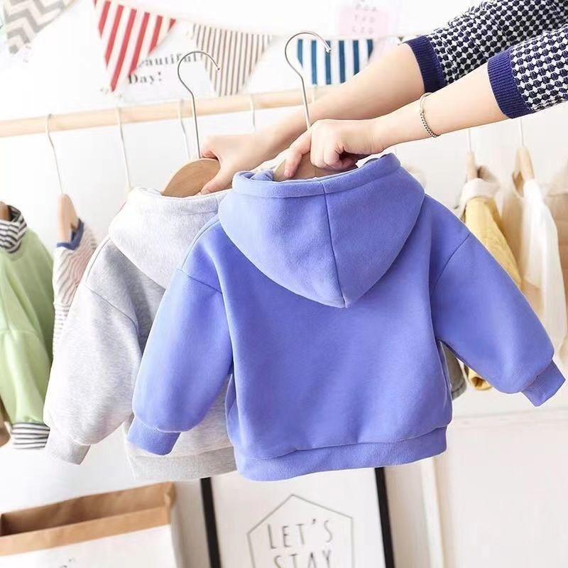 Autumn and winter 2021 Korean boys' winter clothes Plush thickened sweater baby foreign style Plush hooded children's warm top