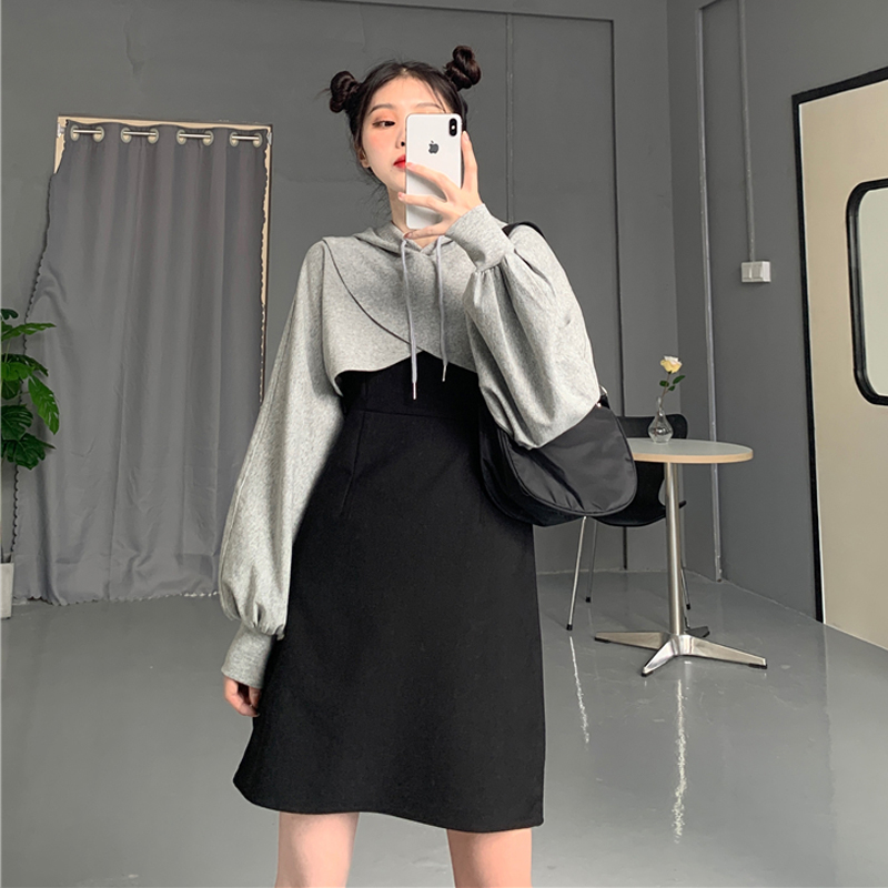 2021 new autumn suit women's loose hooded short sweater + Fashion suspender skirt net red temperament two-piece set