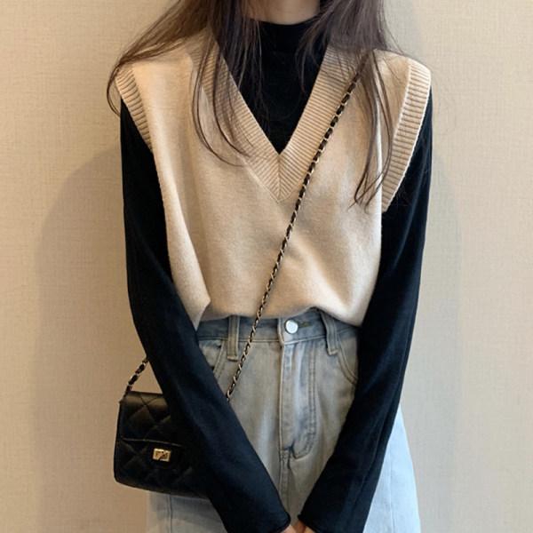V-neck knitted waistcoat women's dress with small vest, spring and autumn folding sweater, waistcoat, net red vest
