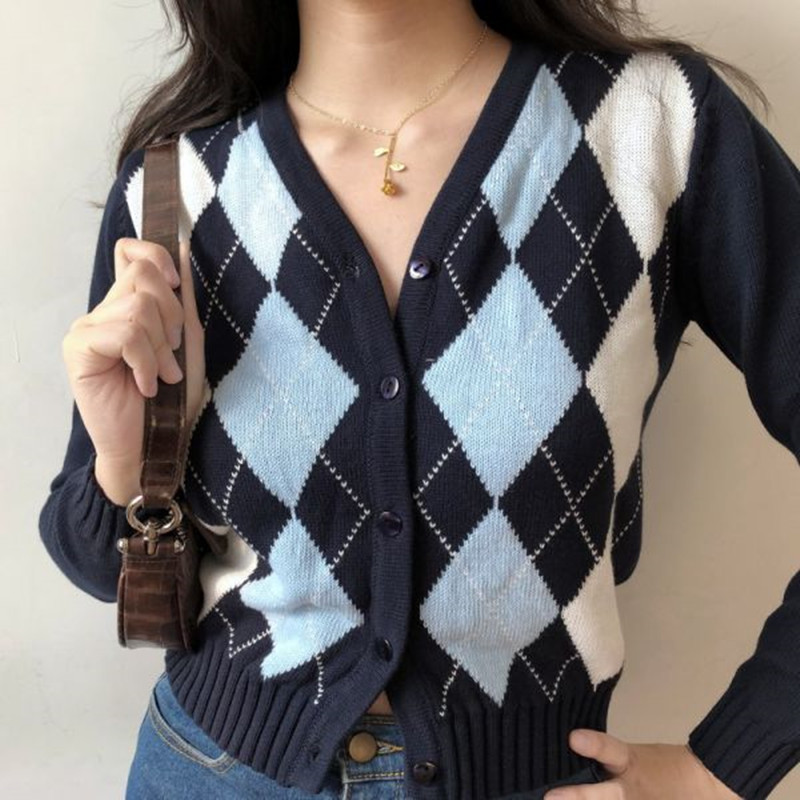 Autumn new American retro V-neck Lingge long sleeve short top fashion knitted cardigan women's coat popular