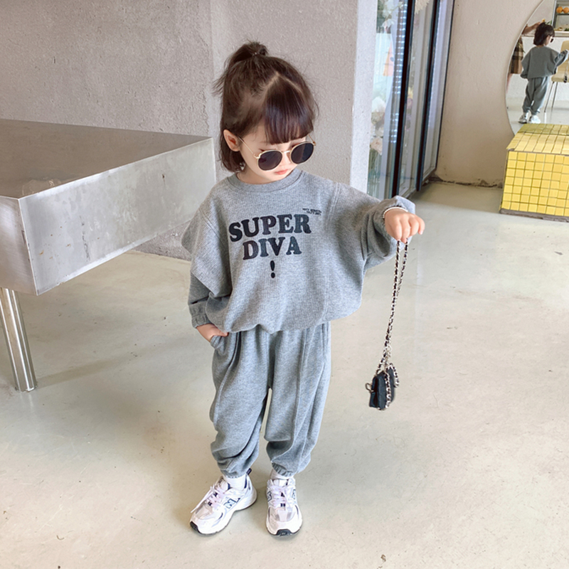 Girls' Autumn suit new children's spring and autumn net red foreign style 2021 pop Baby Sports children's two-piece set fashion