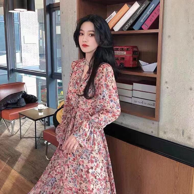 2021 long skirt V-neck pleated Vintage drawstring floral dress women's slim waist Ruffle sister style