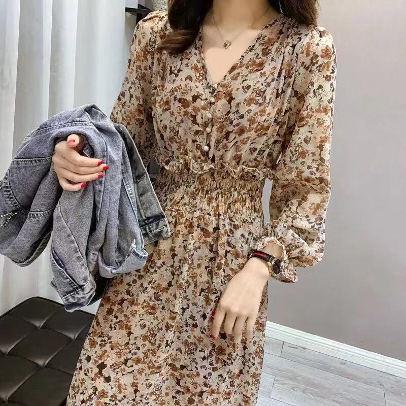 Spring and autumn winter 2021 high waist V-neck Chiffon Hepburn style European and American retro long sleeve Mori floral Jumpsuit long skirt