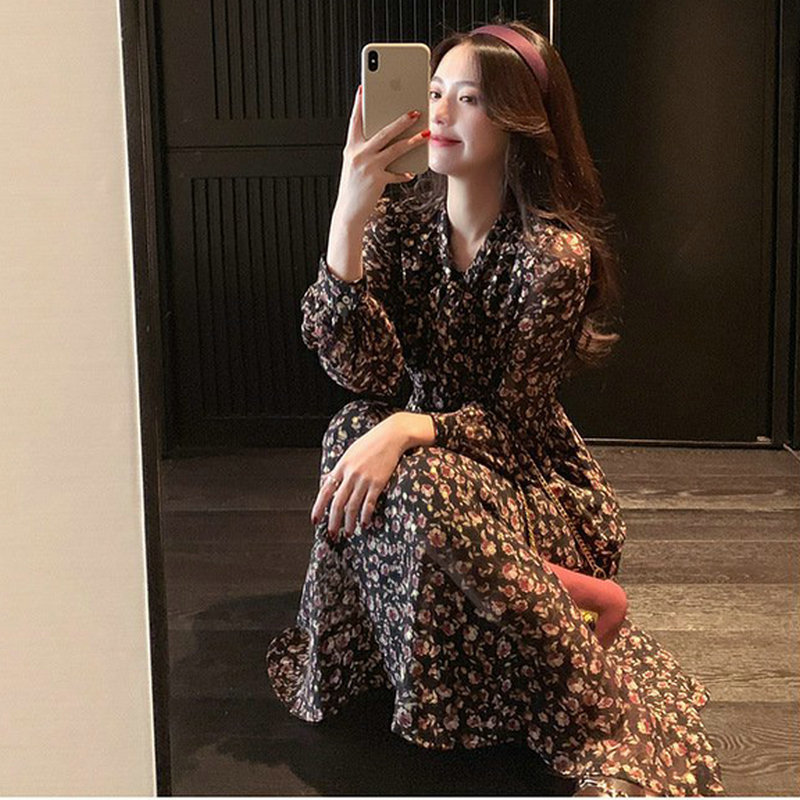 Medium length Floral Chiffon Dress 2021 new spring and autumn long sleeve loose large skirt retro French