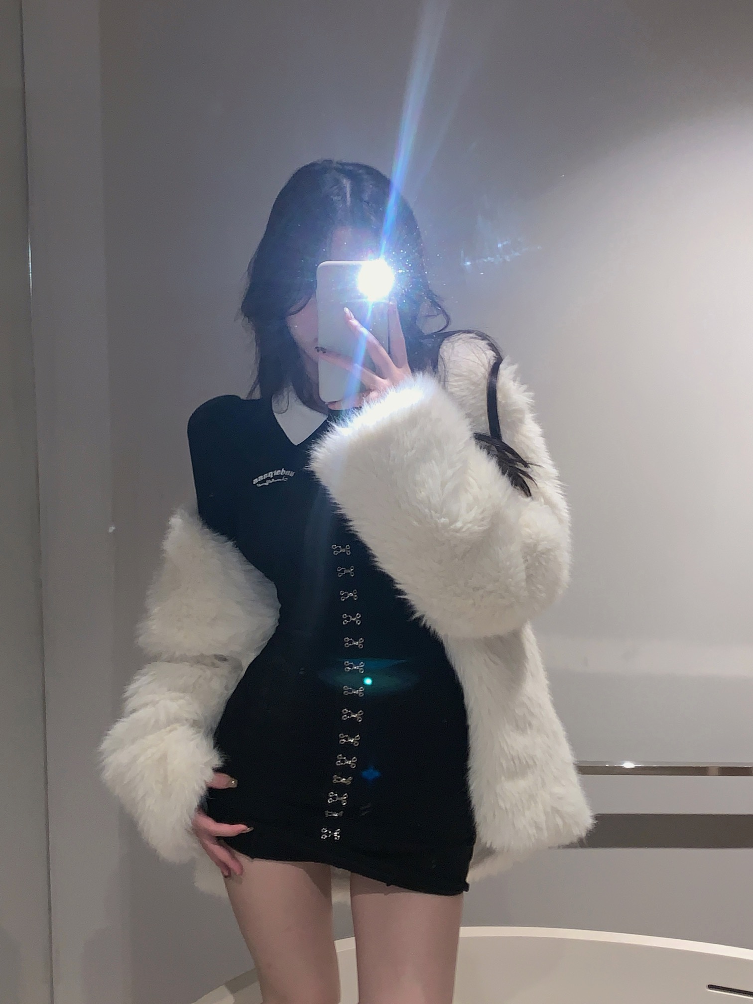 French high sense dress women's autumn and winter 2021 new chic loose temperament design sense of niche top