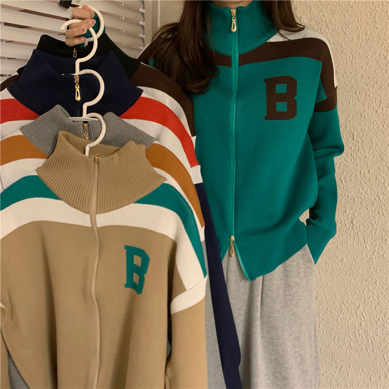 Sweater women's winter design sense niche 2022 new small foreign style double zipper high neck contrast color knitted coat