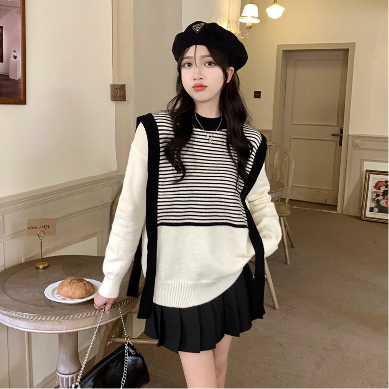 Autumn and winter new Korean loose medium length design fake two-piece vest stitching sweater