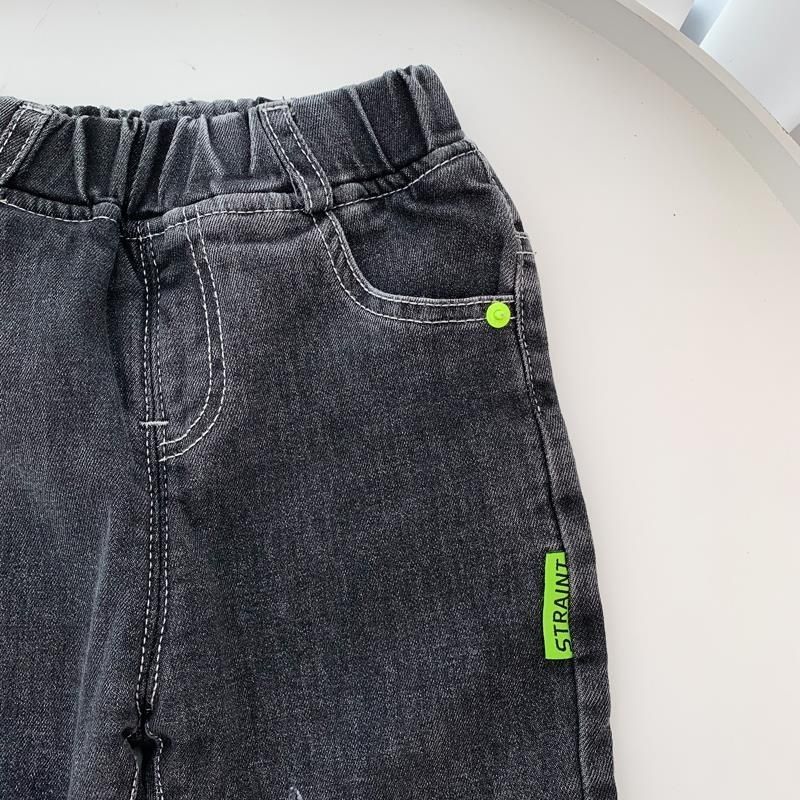 Boys' jeans 2021 new children's elastic jeans middle and small children's Korean pants