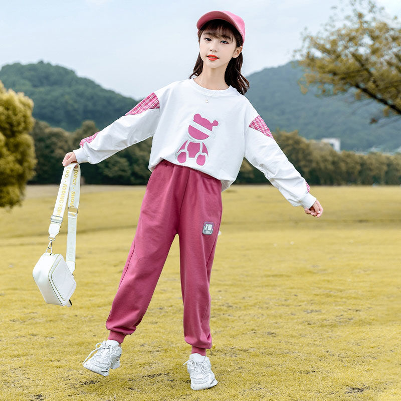 Girls' foreign style suit autumn 2022 new Korean version spring and autumn middle school children's girls' Sports Leisure two-piece set