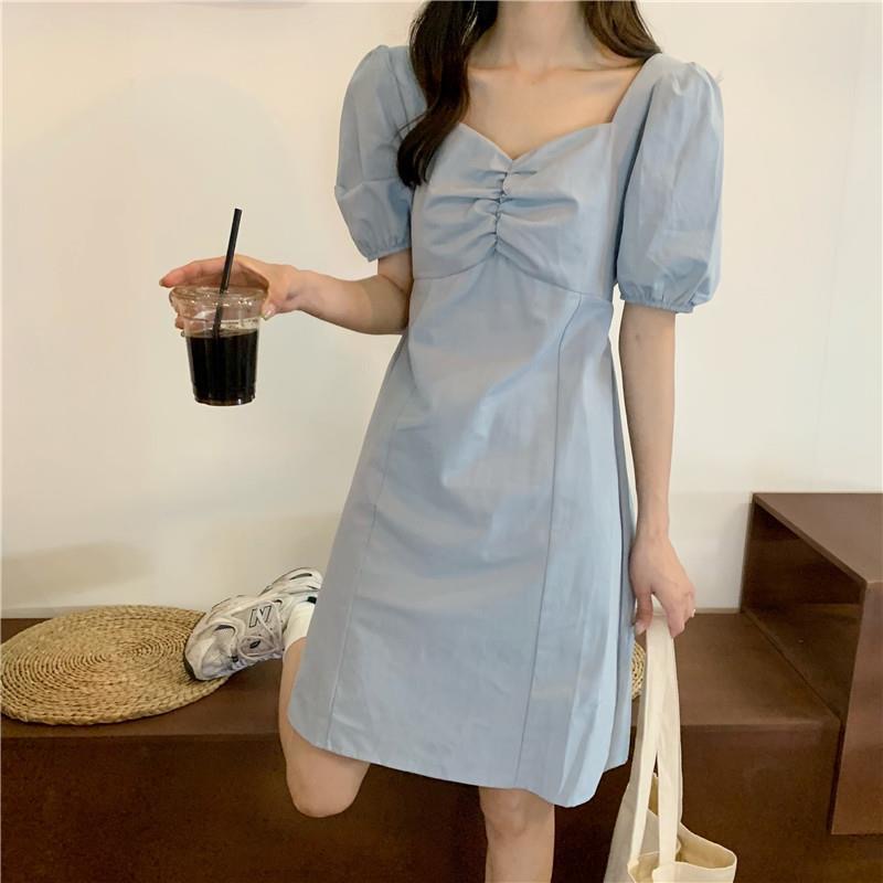 2022 new style summer slim dress with French waist and small sleeves