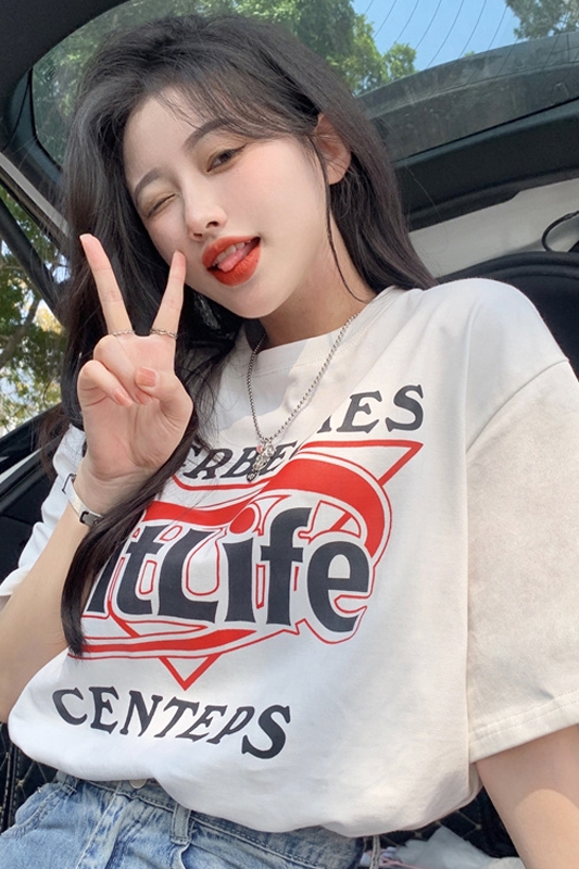 White letter short sleeve T-shirt women's summer new American retro design sense of minority loose clothes fashion