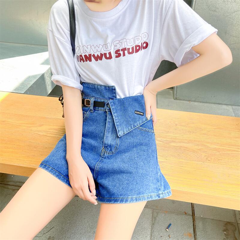 Korean version in early spring is fashionable and versatile, with a sense of design, irregular flanging, washed blue high waist A-shaped jeans