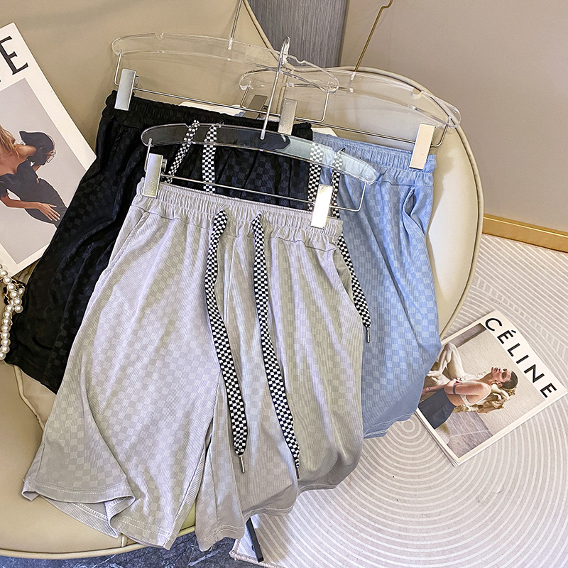 Ice silk wide legged pants women's new summer high waist five point shorts, medium pants look thin, loose sports wear casual pants outside