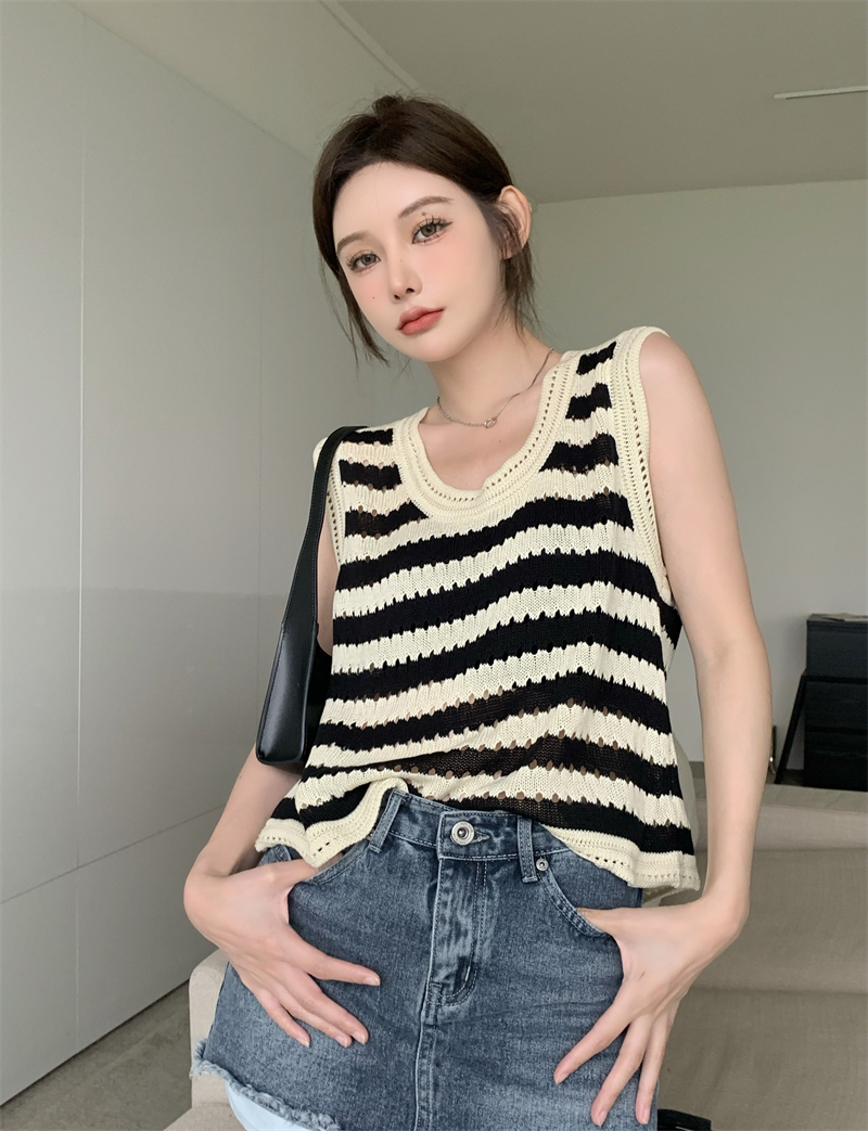 Heavy industry / Korea chic striped knitted tank top