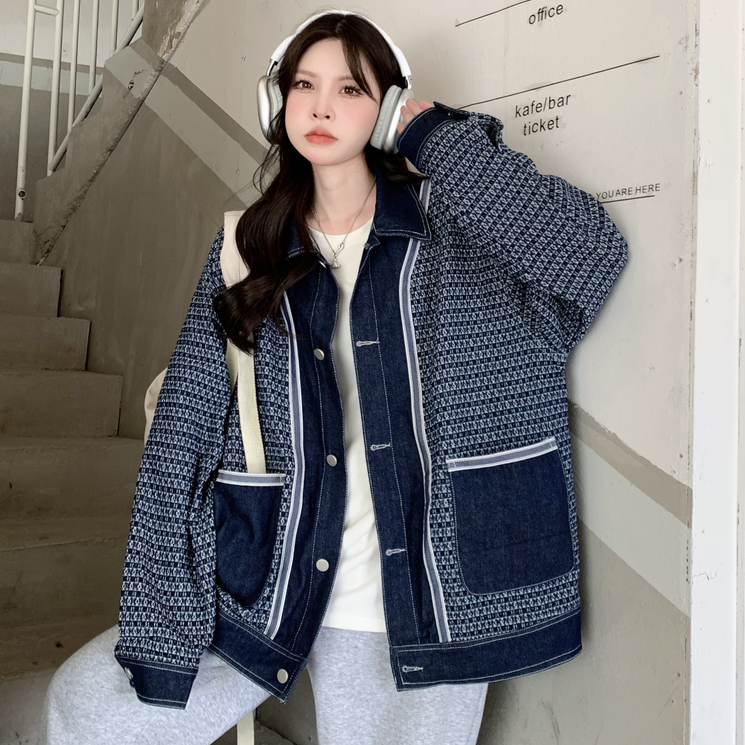 Real shot#Spring and Autumn Denim Jacket Women's 2022 New Style Stitching Design Small Loose Bf Lazy Wind