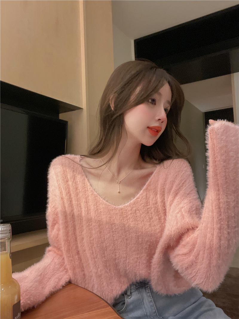 Knitted sweater women's 2022chic style playful V-neck pullover knitted top loose all-match short sweater