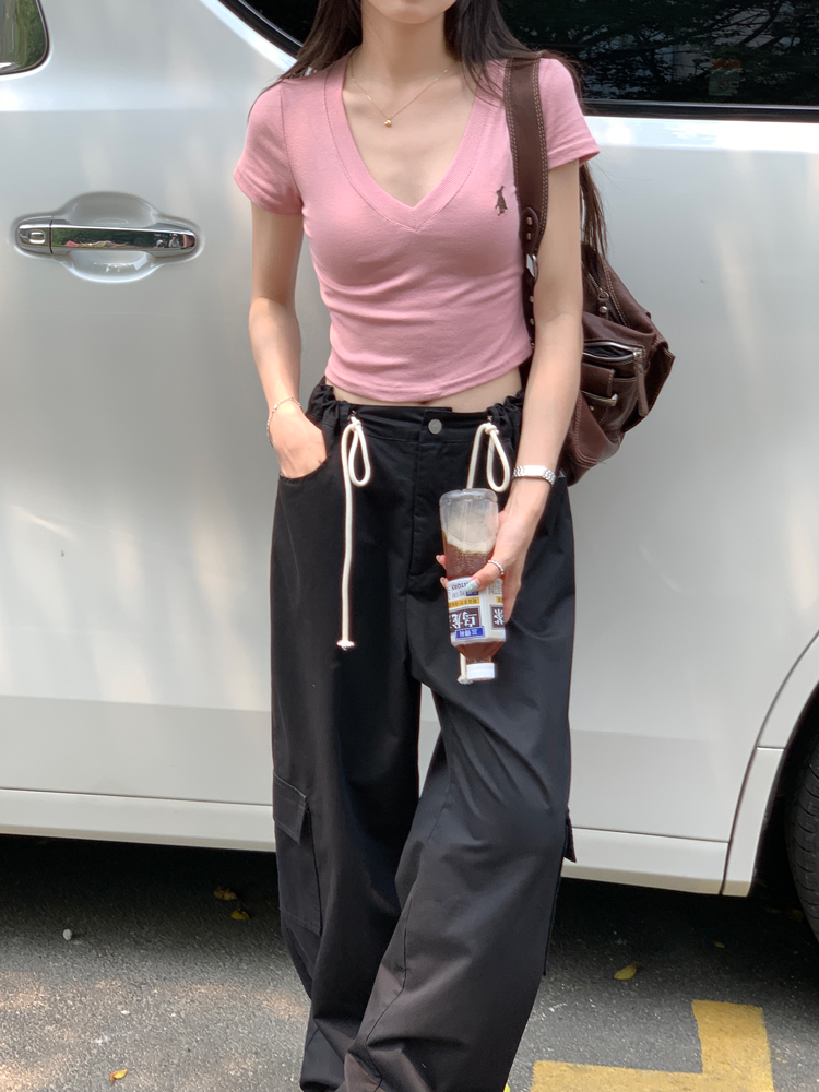 Minority hot girls black retro inner short-sleeved T-shirt women's summer self-cultivation and thin short section navel bottoming ins top
