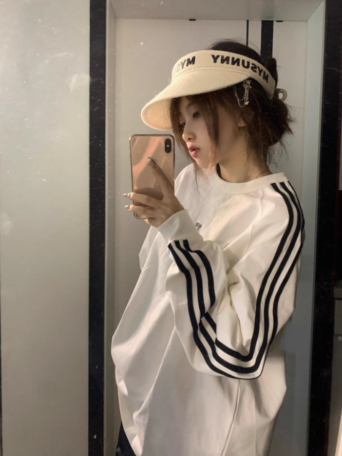 The back collar can't be pilled, imitation cotton Huamian composite milk silk 310g thin section sweater women's round neck letter embroidery
