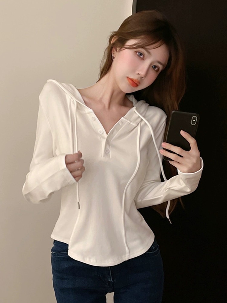 Official picture of large size slim-fitting bottoming shirt for women in autumn with pure desire T-shirt hooded design niche chic top