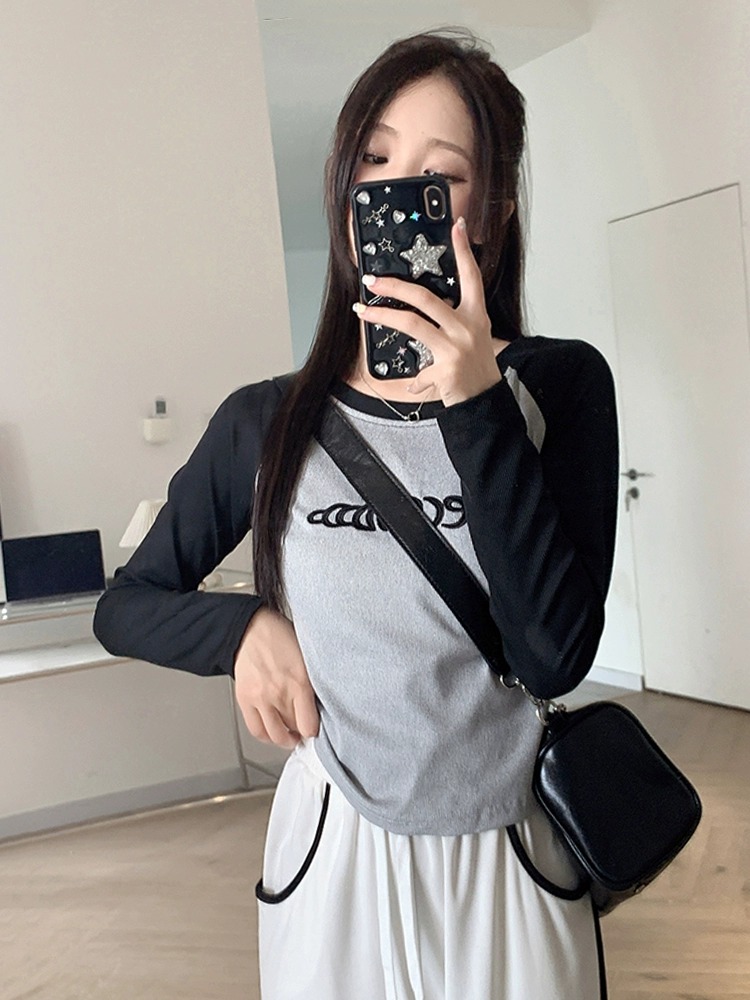 American retro long-sleeved T-shirt for women in early autumn 2023 new slim raglan sleeve bottoming shirt short hot girl top ins