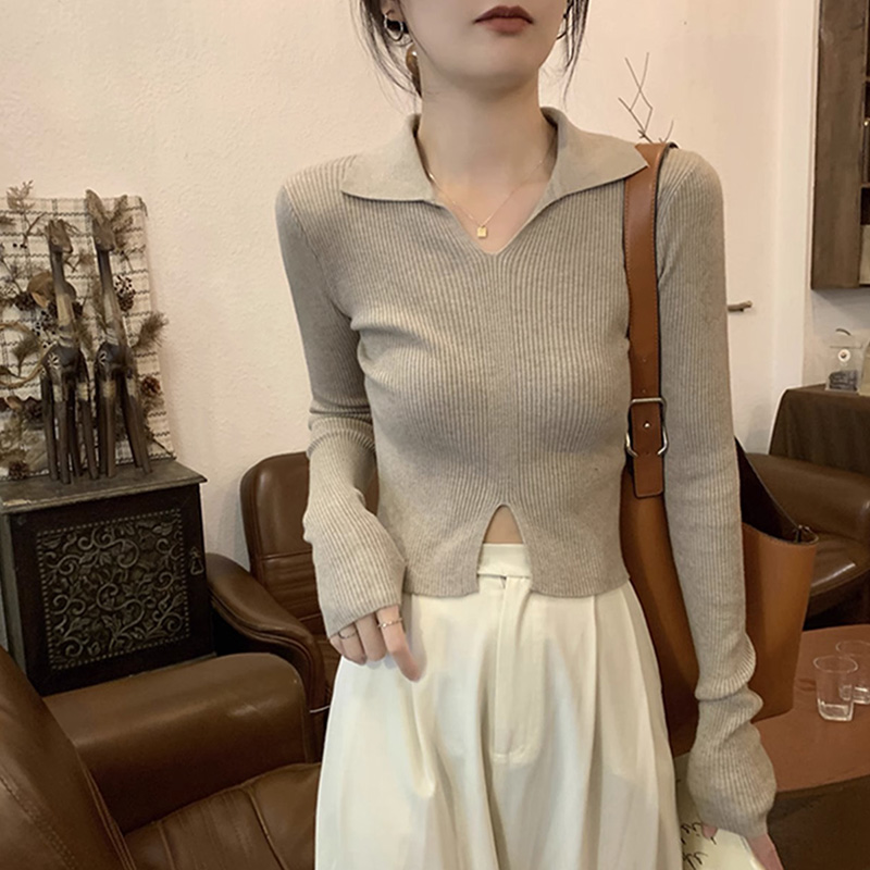 French high-end POLO collar slit sweater for women, autumn and winter slim-fitting bottoming shirt, design short top