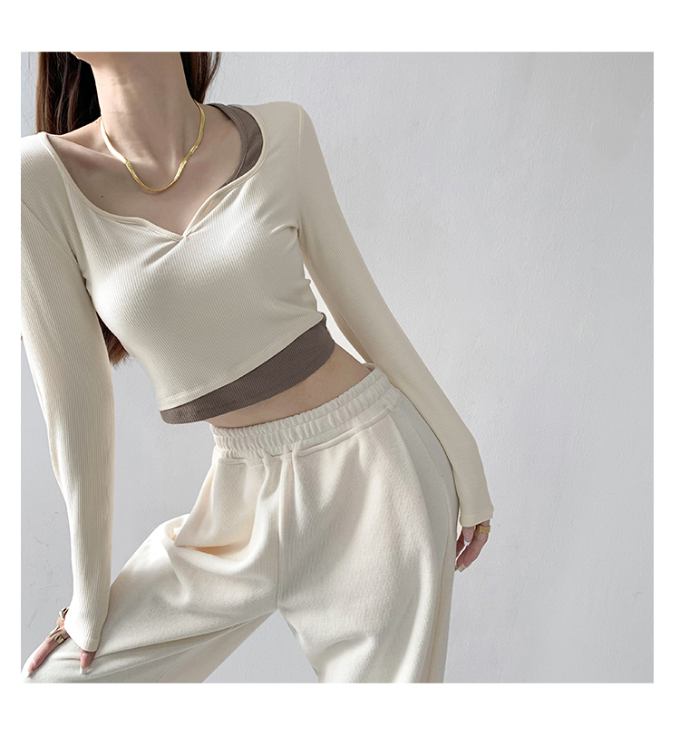 Ice silk thread spot fake two-piece color matching small V-neck long-sleeved T-shirt for women autumn slimming short style
