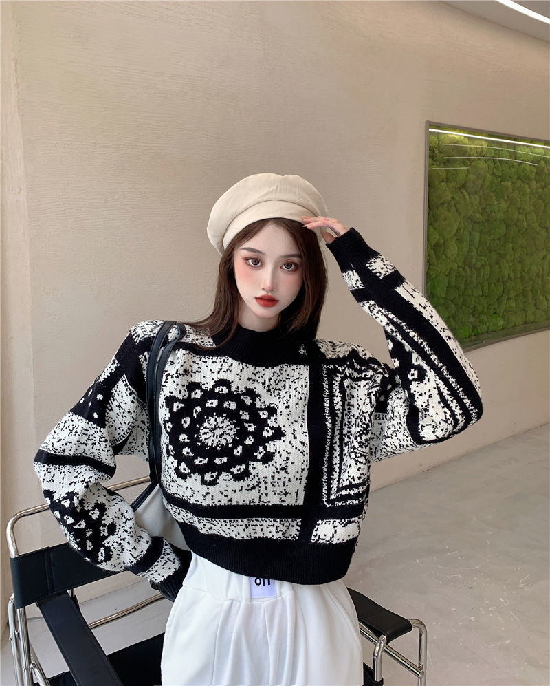 Korean ins retro jacquard sweater women's autumn and winter lazy loose western style pullover sweater short top