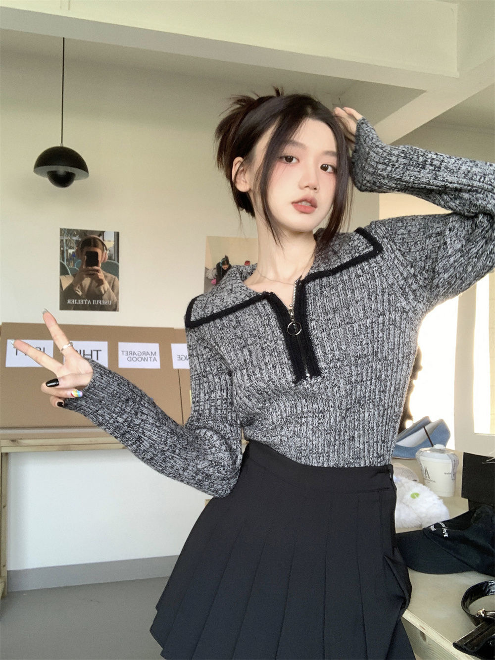 Lapel zipper sweater for women, spring and autumn new design, warm, soft and waxy style, slimming, versatile and western style knitted sweater top