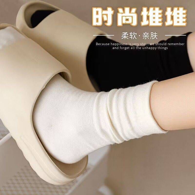 Socks for female students, soft and skin-friendly, can be worn in all seasons, mid-calf socks, solid color, breathable, Japanese college style, simple pile socks